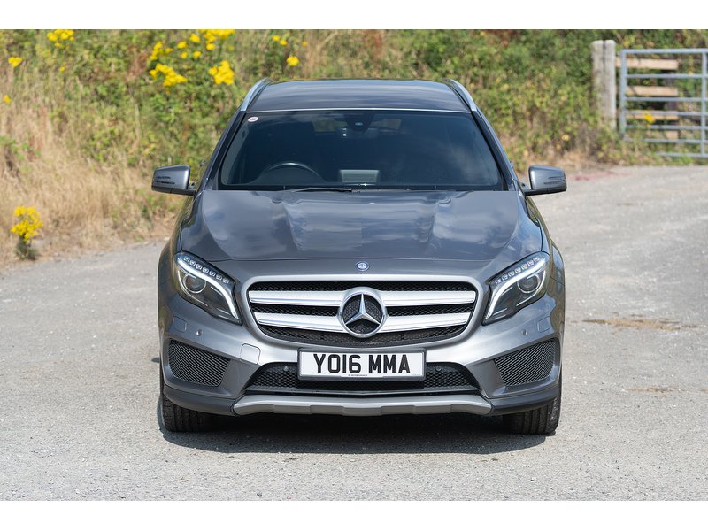 Mercedes-Benz 2.1 GLA220d AMG Line (Premium) SUV 5dr Diesel 7G-DCT 4MATIC Euro 6 (s/s) (177 ps)