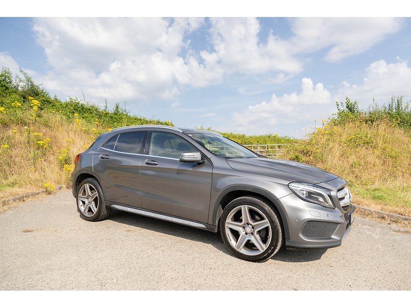 Mercedes-Benz 2.1 GLA220d AMG Line (Premium) SUV 5dr Diesel 7G-DCT 4MATIC Euro 6 (s/s) (177 ps)