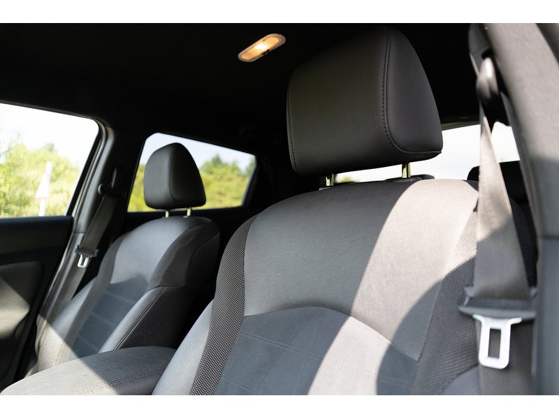 Nissan 1.2 DIG-T N-Connecta SUV 5dr Petrol Manual Euro 6 (s/s) (115 ps)