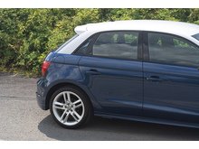 1.6 TDI S line Sportback 5dr Diesel Manual Euro 5 (s/s) (105 ps)