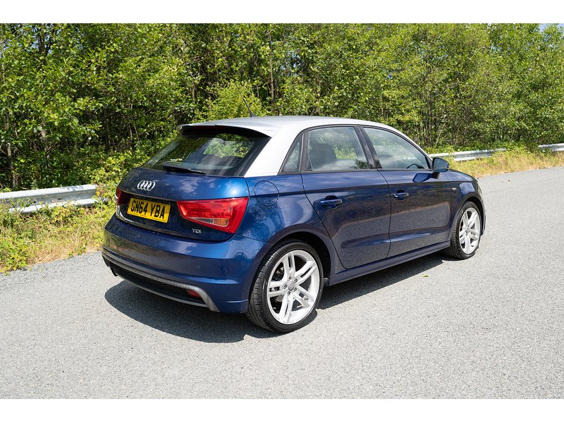 Audi 1.6 TDI S line Sportback 5dr Diesel Manual Euro 5 (s/s) (105 ps)