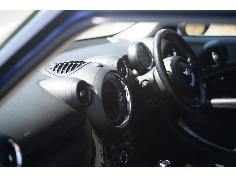 MINI 1.6 Cooper SUV 5dr Petrol Manual Euro 5 (s/s) (122 ps)
