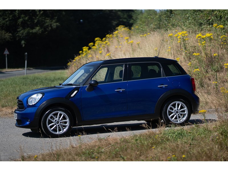 MINI 1.6 Cooper SUV 5dr Petrol Manual Euro 5 (s/s) (122 ps)