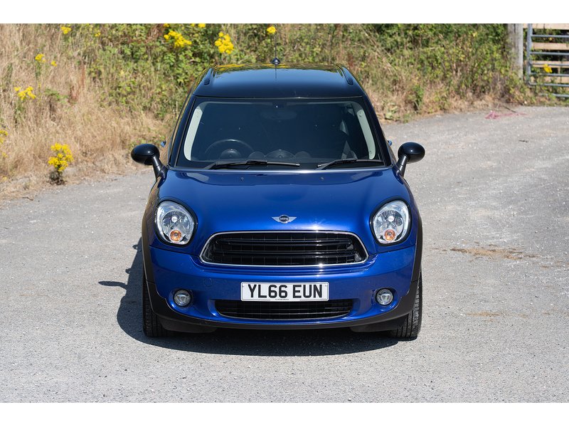 MINI 1.6 Cooper SUV 5dr Petrol Manual Euro 5 (s/s) (122 ps)