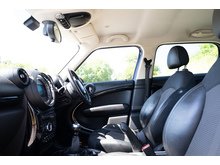 1.6 Cooper SUV 5dr Petrol Manual Euro 5 (s/s) (122 ps)