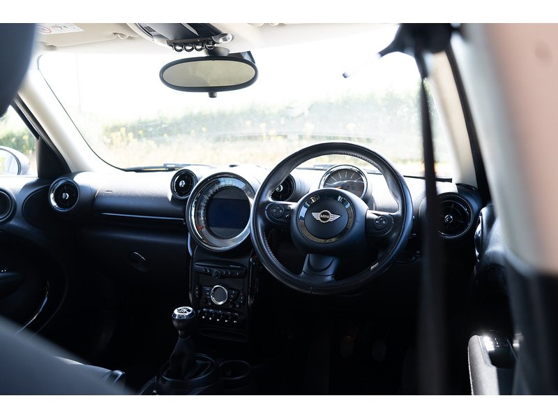 MINI 1.6 Cooper SUV 5dr Petrol Manual Euro 5 (s/s) (122 ps)