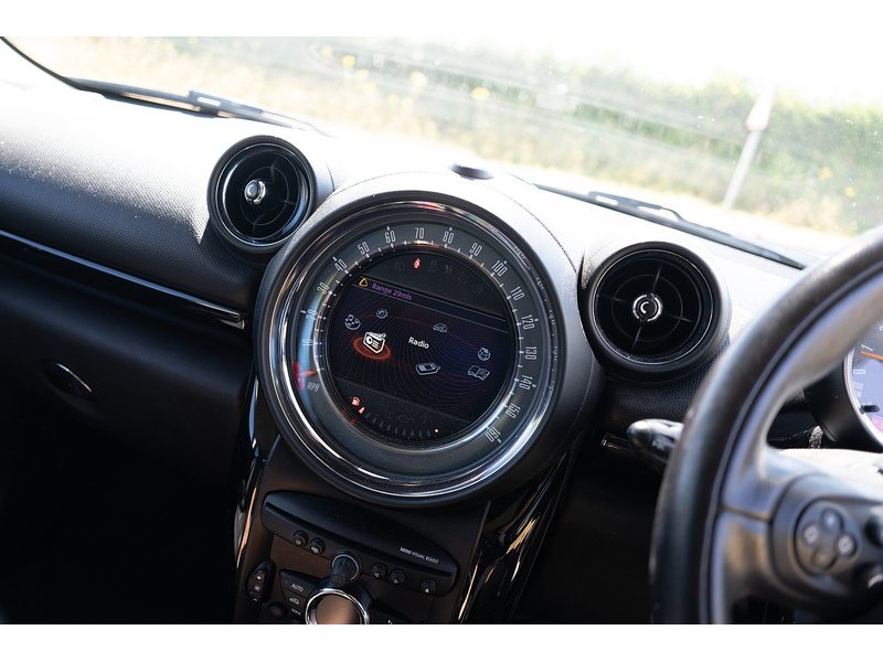 MINI 1.6 Cooper SUV 5dr Petrol Manual Euro 5 (s/s) (122 ps)