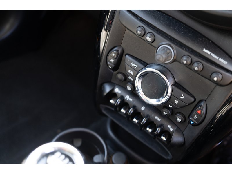 MINI 1.6 Cooper SUV 5dr Petrol Manual Euro 5 (s/s) (122 ps)