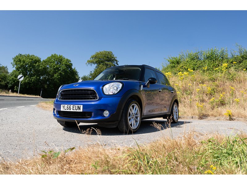MINI 1.6 Cooper SUV 5dr Petrol Manual Euro 5 (s/s) (122 ps)