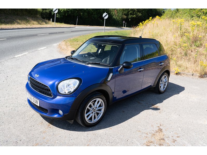 MINI 1.6 Cooper SUV 5dr Petrol Manual Euro 5 (s/s) (122 ps)