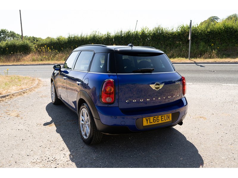 MINI 1.6 Cooper SUV 5dr Petrol Manual Euro 5 (s/s) (122 ps)