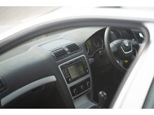 1.6 MPI SE Estate 5dr Petrol Manual Euro 5 (102 ps)