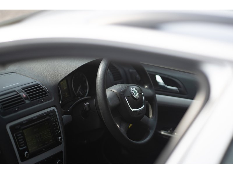 Skoda 1.6 MPI SE Estate 5dr Petrol Manual Euro 5 (102 ps)
