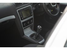 1.6 MPI SE Estate 5dr Petrol Manual Euro 5 (102 ps)