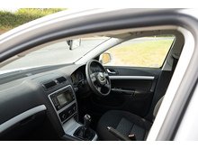 1.6 MPI SE Estate 5dr Petrol Manual Euro 5 (102 ps)