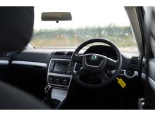 1.6 MPI SE Estate 5dr Petrol Manual Euro 5 (102 ps)