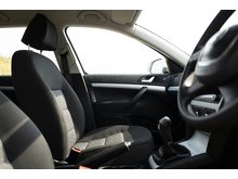 1.6 MPI SE Estate 5dr Petrol Manual Euro 5 (102 ps)