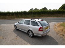 1.6 MPI SE Estate 5dr Petrol Manual Euro 5 (102 ps)