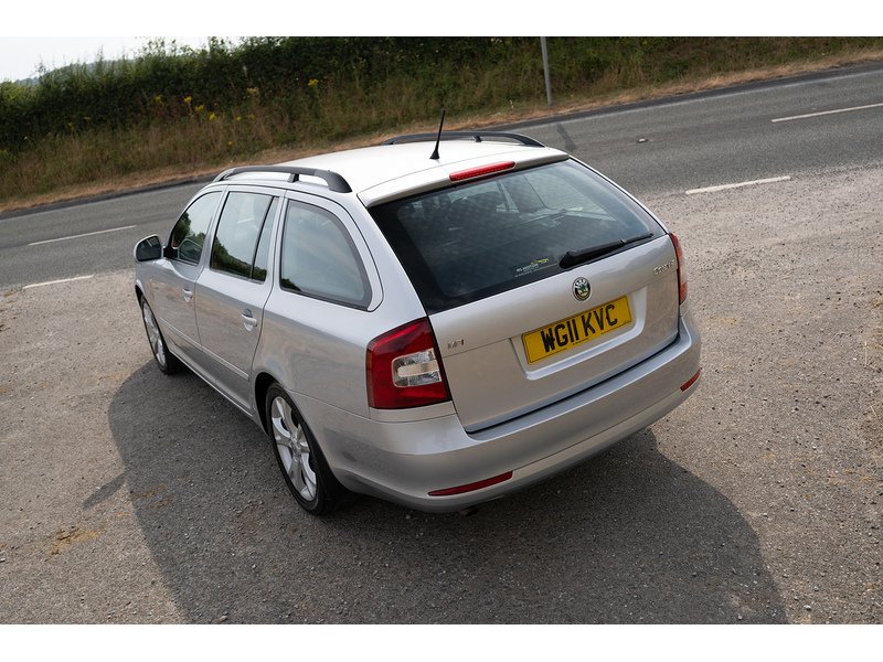 Skoda 1.6 MPI SE Estate 5dr Petrol Manual Euro 5 (102 ps)