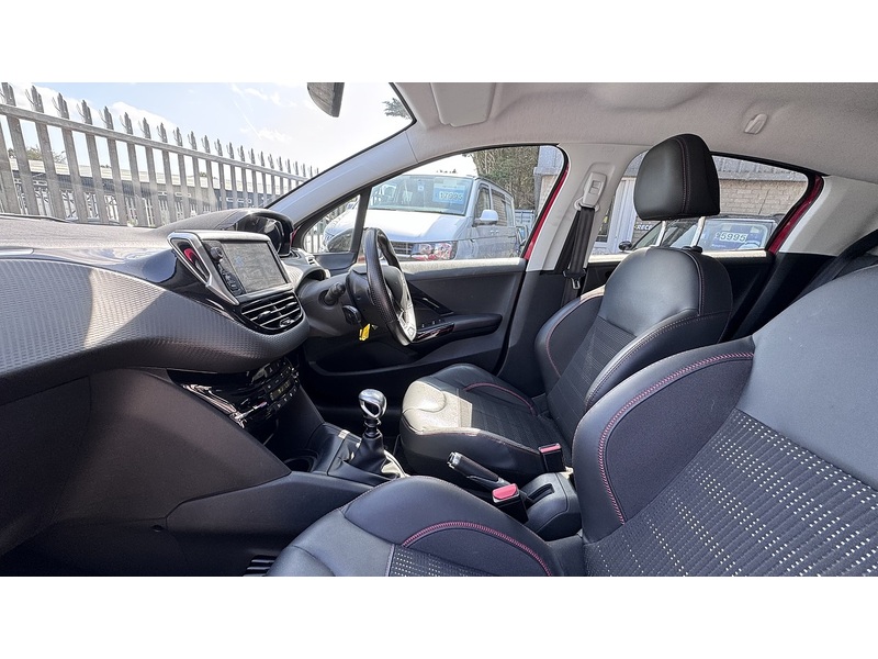 Peugeot 1.2 PureTech GPF GT Line Hatchback 5dr Petrol Manual Euro 6 (s/s) (110 ps)