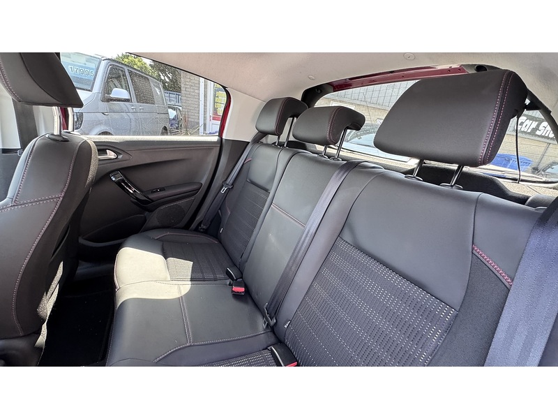 Peugeot 1.2 PureTech GPF GT Line Hatchback 5dr Petrol Manual Euro 6 (s/s) (110 ps)