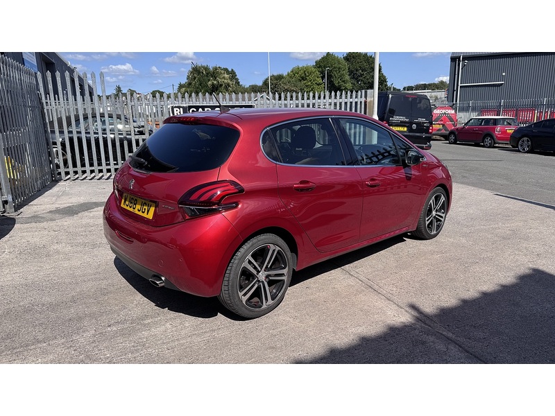 Peugeot 1.2 PureTech GPF GT Line Hatchback 5dr Petrol Manual Euro 6 (s/s) (110 ps)