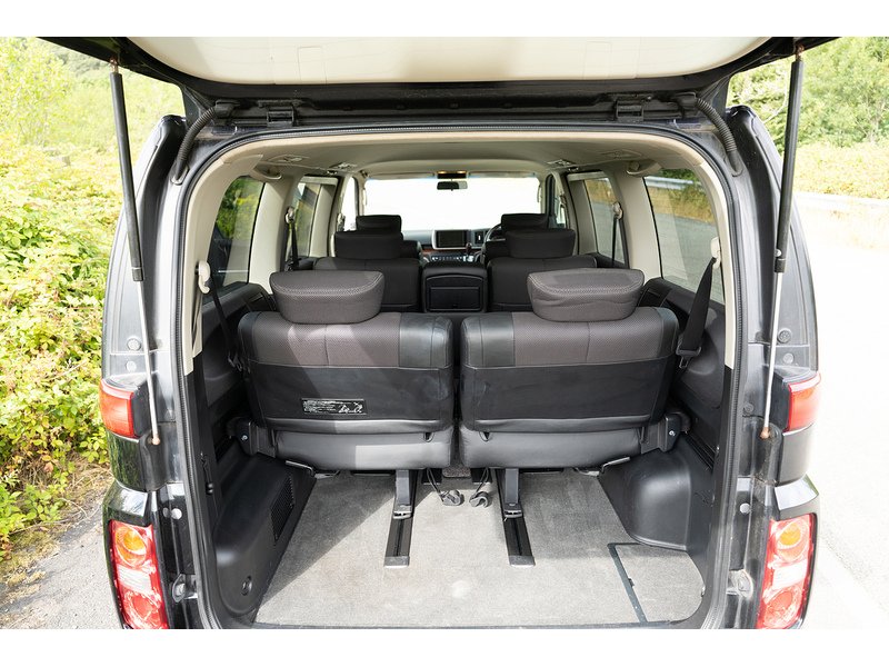 Nissan Highway Star 3.0 5dr MPV Automatic Petrol