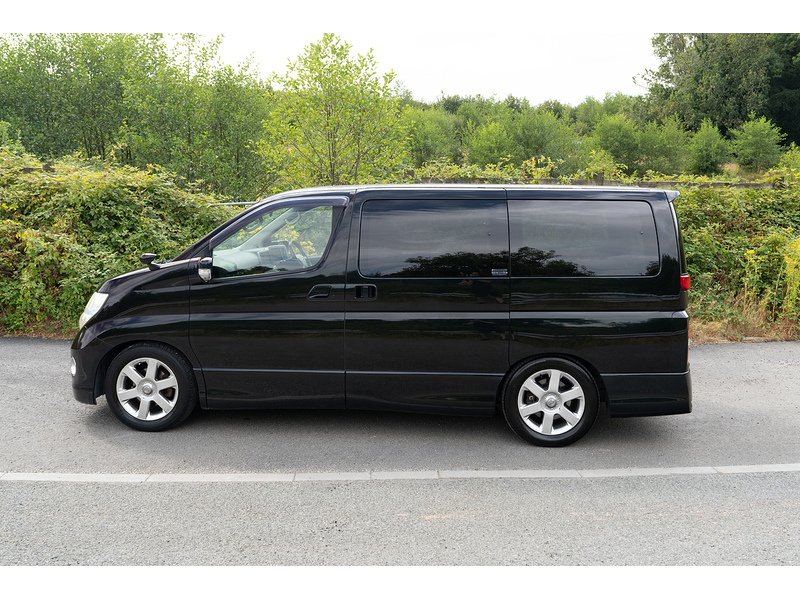 Nissan Highway Star 3.0 5dr MPV Automatic Petrol