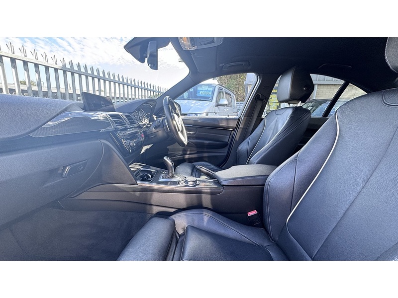 BMW 3.0 335d M Sport Saloon 4dr Diesel Auto xDrive Euro 6 (s/s) (313 ps)
