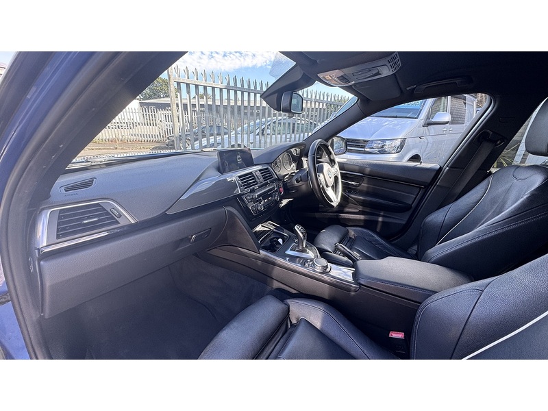 BMW 3.0 335d M Sport Saloon 4dr Diesel Auto xDrive Euro 6 (s/s) (313 ps)