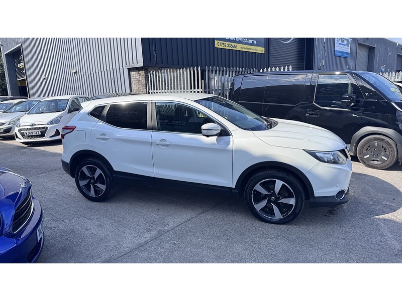 Nissan 1.6 dCi N-Connecta SUV 5dr Diesel XTRON 2WD Euro 6 (s/s) (130 ps)