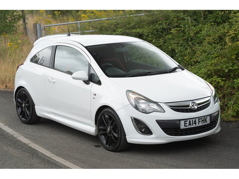 Vauxhall 1.4 16V SRi Hatchback 3dr Petrol Manual Euro 5 (100 ps)