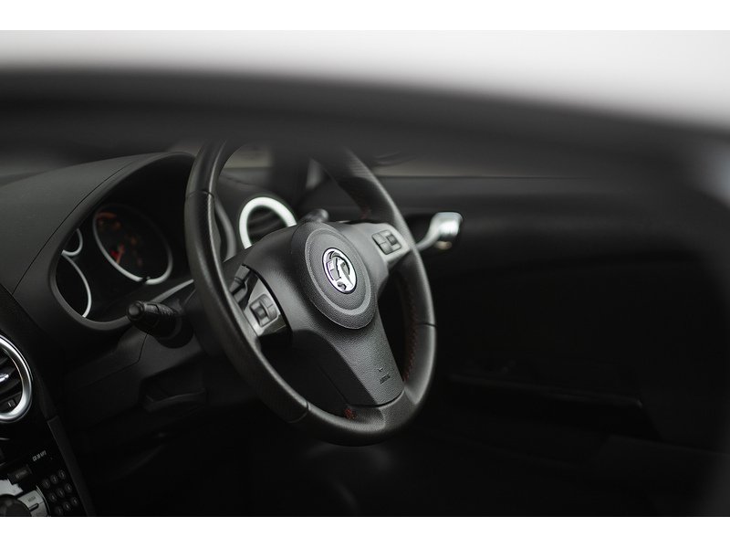 Vauxhall 1.4 16V SRi Hatchback 3dr Petrol Manual Euro 5 (100 ps)