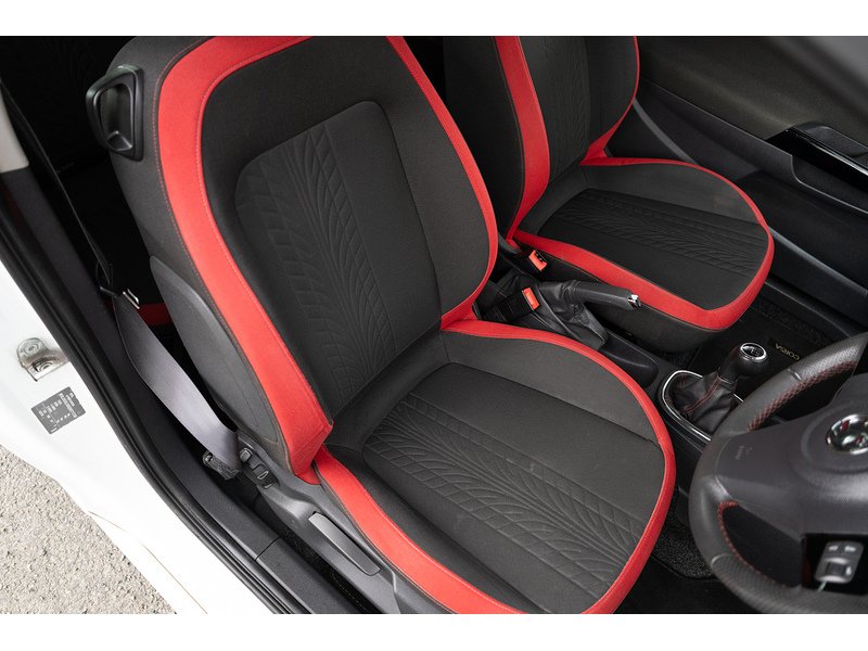 Vauxhall 1.4 16V SRi Hatchback 3dr Petrol Manual Euro 5 (100 ps)