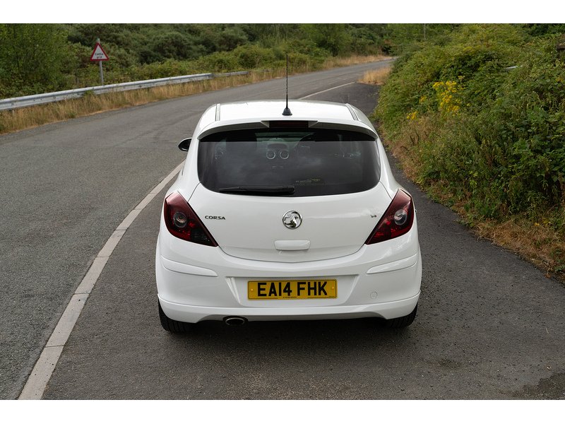 Vauxhall 1.4 16V SRi Hatchback 3dr Petrol Manual Euro 5 (100 ps)