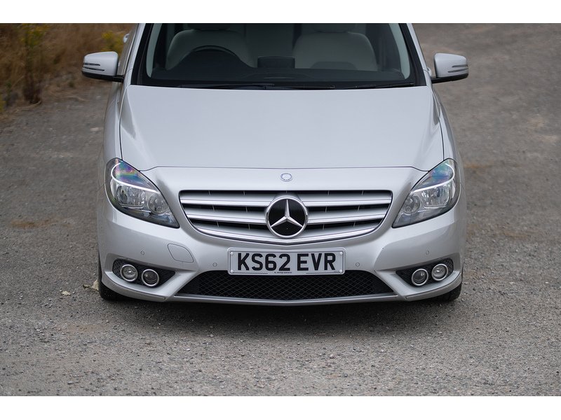 Mercedes-Benz 1.6 B180 BlueEfficiency SE MPV 5dr Petrol 7G-DCT Euro 5 (s/s) (122 ps)
