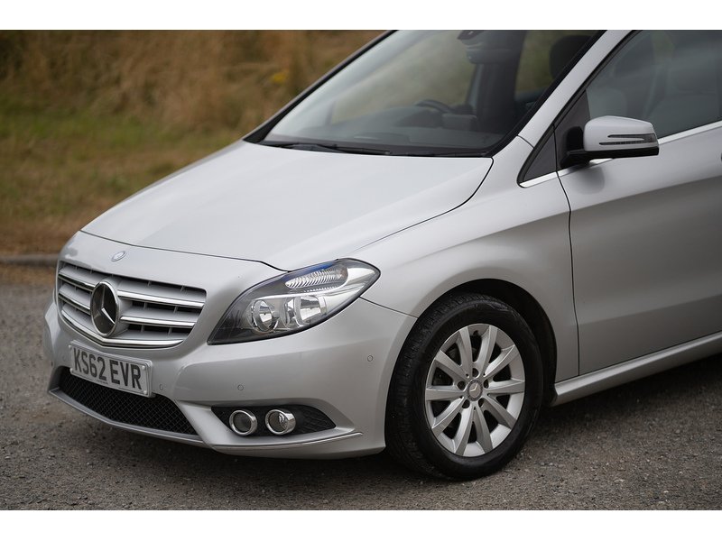 Mercedes-Benz 1.6 B180 BlueEfficiency SE MPV 5dr Petrol 7G-DCT Euro 5 (s/s) (122 ps)