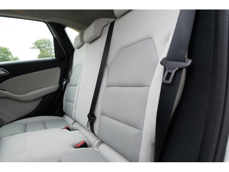 Mercedes-Benz 1.6 B180 BlueEfficiency SE MPV 5dr Petrol 7G-DCT Euro 5 (s/s) (122 ps)