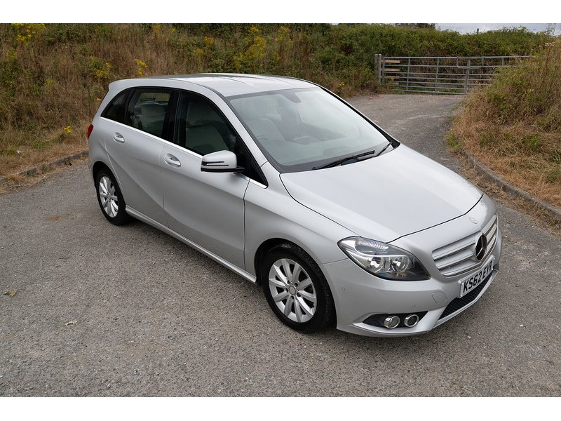 Mercedes-Benz 1.6 B180 BlueEfficiency SE MPV 5dr Petrol 7G-DCT Euro 5 (s/s) (122 ps)