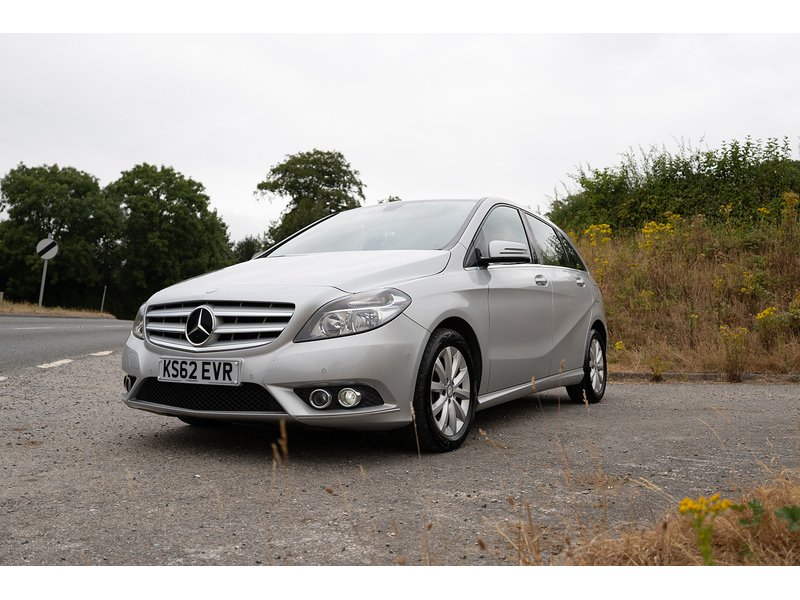 Mercedes-Benz 1.6 B180 BlueEfficiency SE MPV 5dr Petrol 7G-DCT Euro 5 (s/s) (122 ps)