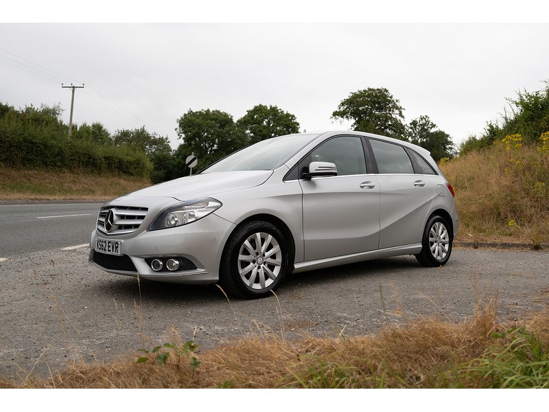 Mercedes-Benz 1.6 B180 BlueEfficiency SE MPV 5dr Petrol 7G-DCT Euro 5 (s/s) (122 ps)
