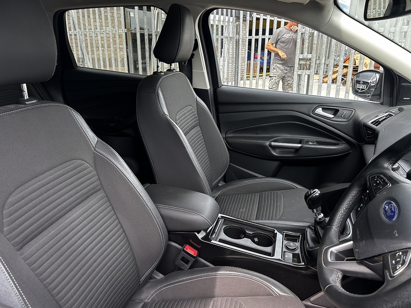 Ford 1.5 TDCi Titanium SUV 5dr Diesel Manual Euro 6 (s/s) (120 ps)