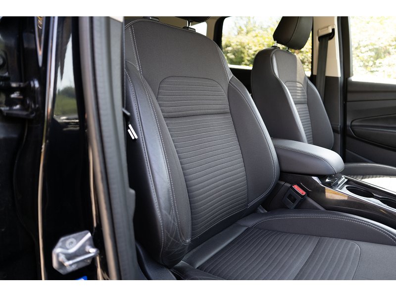 Ford 1.5 TDCi Titanium SUV 5dr Diesel Manual Euro 6 (s/s) (120 ps)