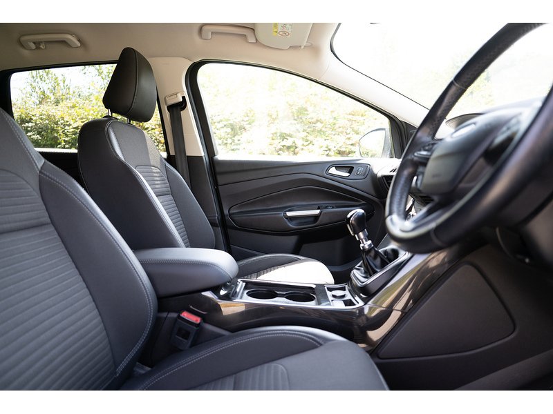 Ford 1.5 TDCi Titanium SUV 5dr Diesel Manual Euro 6 (s/s) (120 ps)