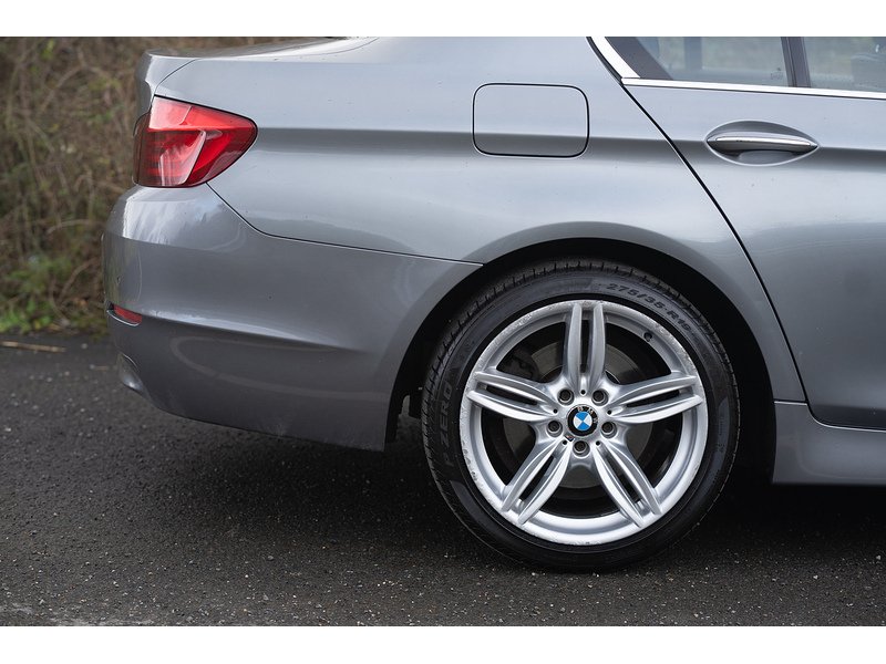 BMW 2.0 520d SE Saloon 4dr Diesel Steptronic Euro 5 (184 ps)