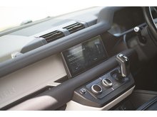 3.0 D200 MHEV S SUV 3dr Diesel Auto 4WD Euro 6 (s/s) (200 ps)