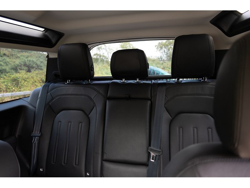 Land Rover 3.0 D200 MHEV S SUV 3dr Diesel Auto 4WD Euro 6 (s/s) (200 ps)