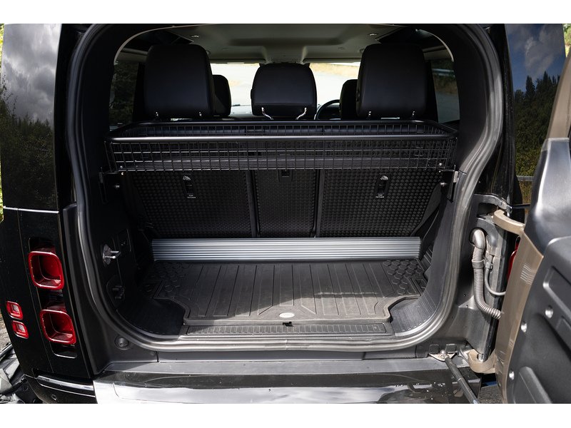 Land Rover 3.0 D200 MHEV S SUV 3dr Diesel Auto 4WD Euro 6 (s/s) (200 ps)