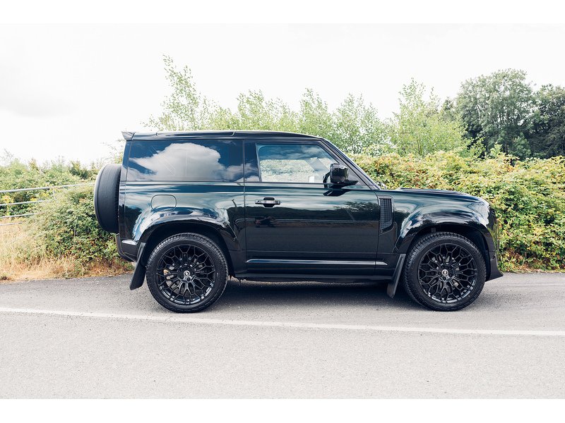 Land Rover 3.0 D200 MHEV S SUV 3dr Diesel Auto 4WD Euro 6 (s/s) (200 ps)