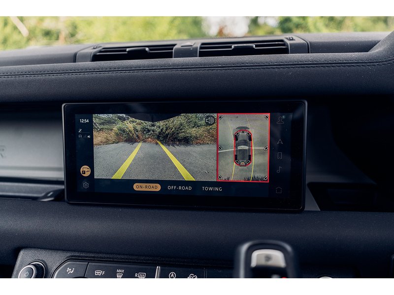 Land Rover 3.0 D200 MHEV S SUV 3dr Diesel Auto 4WD Euro 6 (s/s) (200 ps)